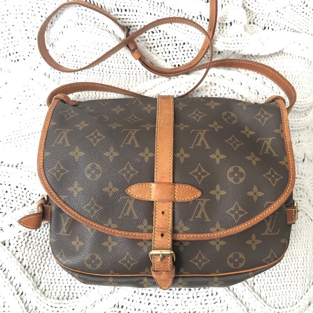 🎁 🎄🎄💯LOUIS VUITTON SAUMUR MM🎄🎄 🎁 - Picture 2 of 13